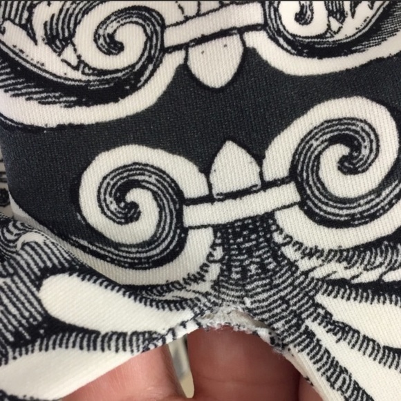 Express damas scroll print tube strapless dress - Picture 8 of 8